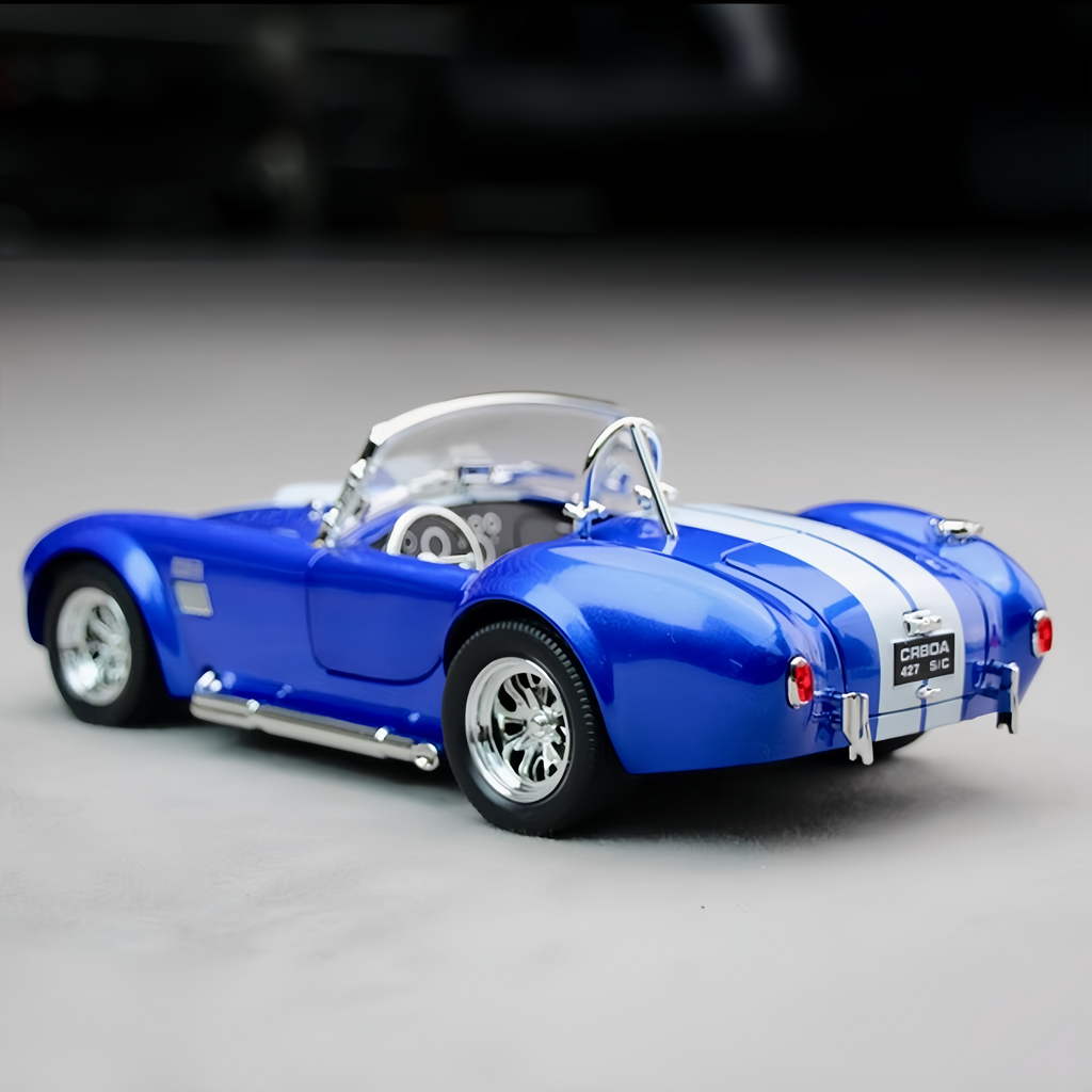 Shelby Cobra 427 1:24 Scale Diecast Model - Alloy Body, Detailed Interior, Opening Parts & Classic Knock-Off Wheels